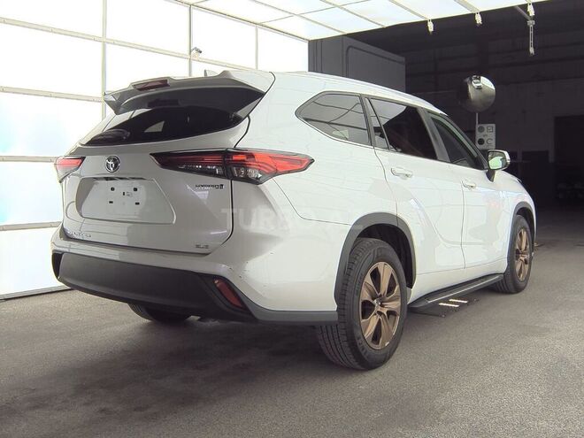 Toyota Highlander-5