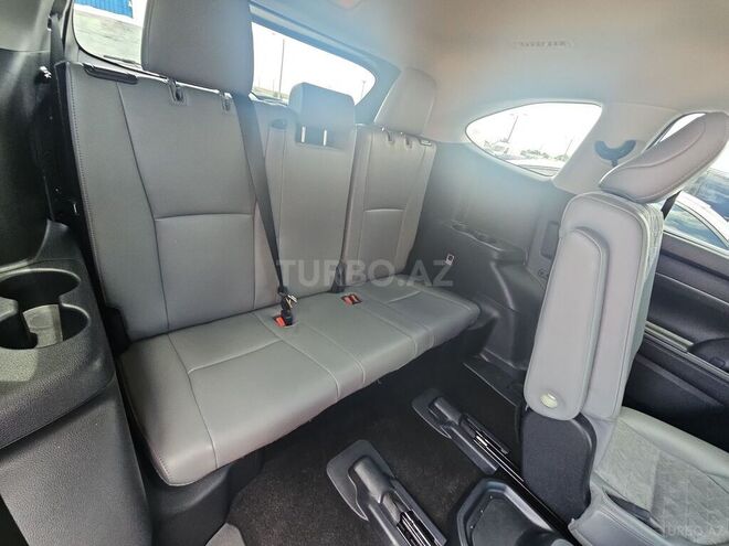 Toyota Highlander-11