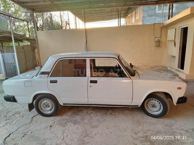 LADA (VAZ) 2107 2006, 25,000 km - 1.6 l - Şirvan