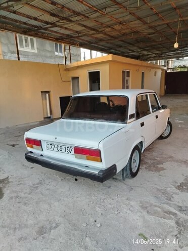 LADA (VAZ) 2107 2006, 25,000 km - 1.6 l - Şirvan