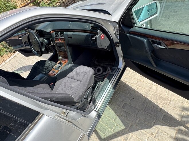 Mercedes E 200 1998, 390,000 km - 2.0 l - Bakı
