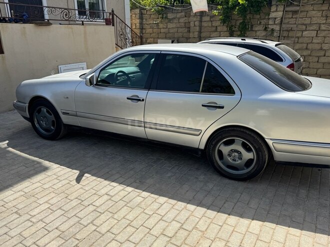 Mercedes E 200 1998, 390,000 km - 2.0 l - Bakı
