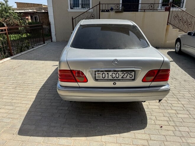 Mercedes E 200 1998, 390,000 km - 2.0 l - Bakı