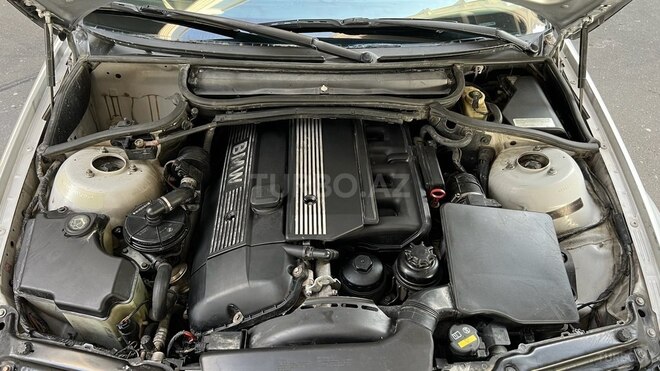 BMW 325 2003, 379,000 km - 2.5 l - Bakı