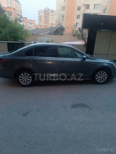 Volkswagen Jetta 2013, 20,030 km - 2.5 l - Bakı