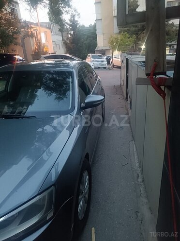 Volkswagen Jetta 2013, 20,030 km - 2.5 l - Bakı