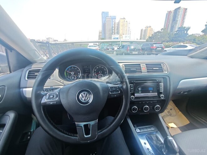 Volkswagen Jetta 2013, 20,030 km - 2.5 l - Bakı