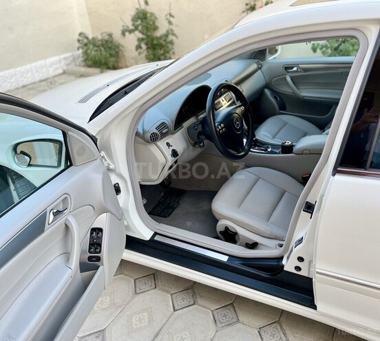 Mercedes C 230 2005, 334,000 km - 1.8 l - Bakı