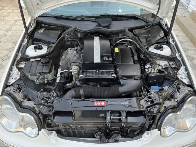 Mercedes C 230 2005, 334,000 km - 1.8 l - Bakı
