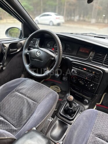 Opel Vectra 1996, 234,646 km - 1.6 l - Sumqayıt