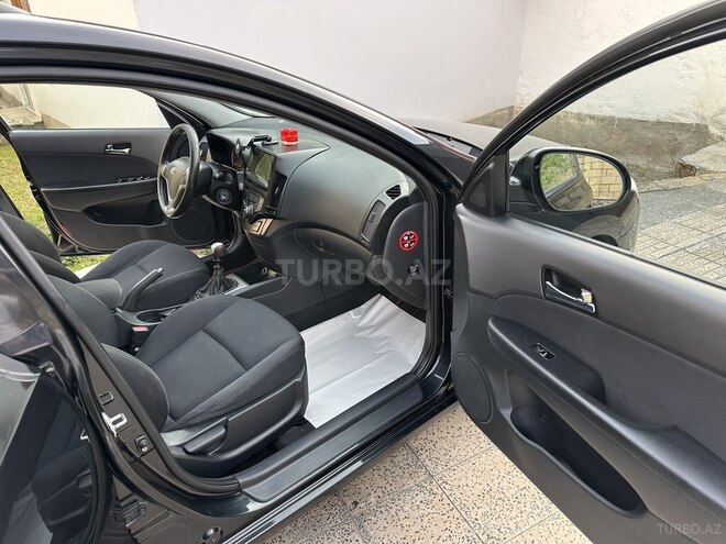 Hyundai i30 2009, 353,000 km - 1.6 l - Bakı