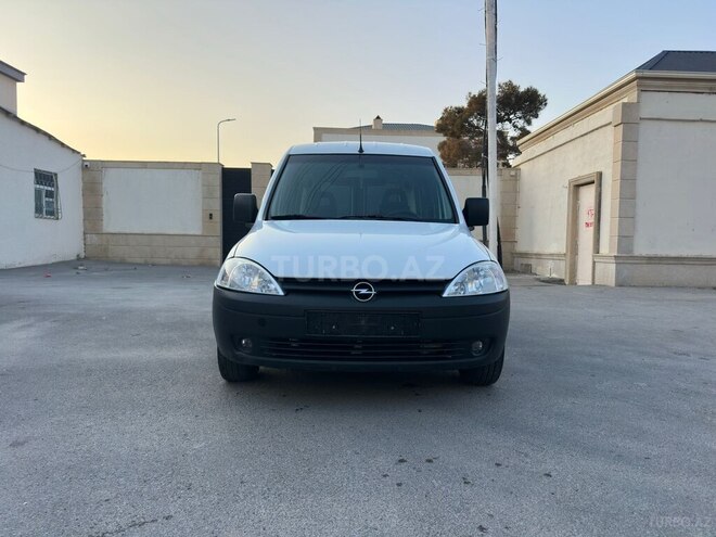 Opel Combo-1