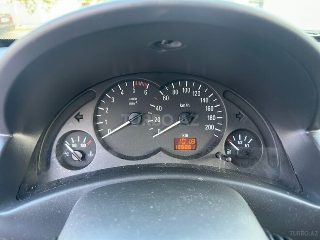Opel Combo-10