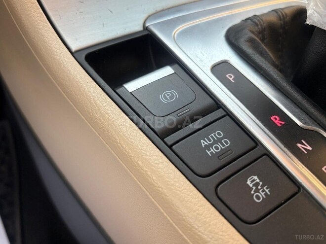 Volkswagen Passat CC-24