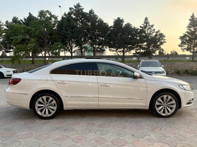 Volkswagen Passat CC-12