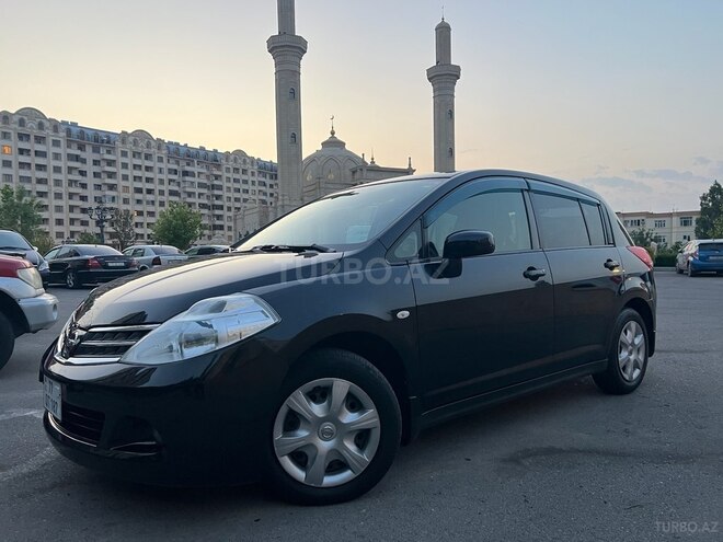 Nissan Tiida-3