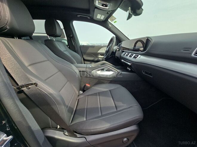 Mercedes GLS 450 4MATIC-8