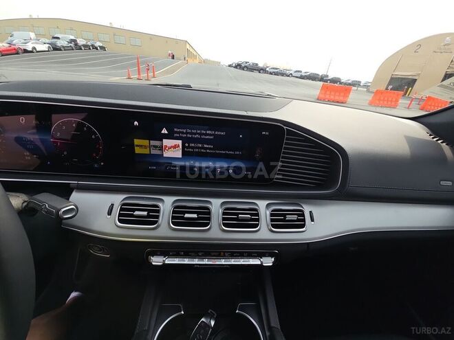 Mercedes GLS 450 4MATIC-10