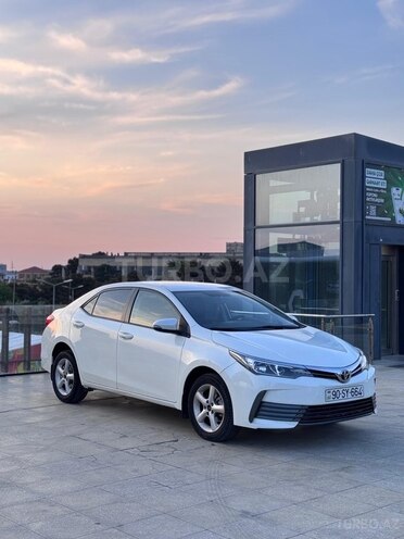 Toyota Corolla 2017, 146,600 km - 1.6 l - Bakı