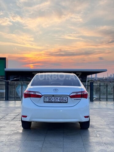Toyota Corolla 2017, 146,600 km - 1.6 l - Bakı