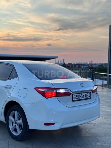 Toyota Corolla 2017, 146,600 km - 1.6 l - Bakı