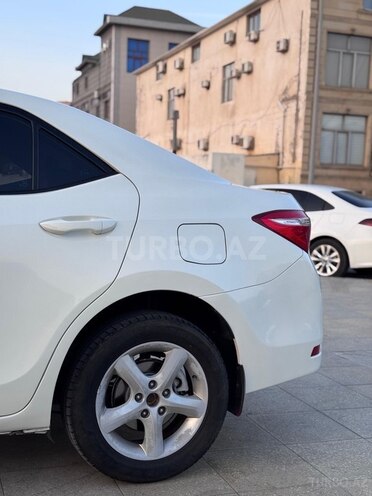 Toyota Corolla 2017, 146,600 km - 1.6 l - Bakı