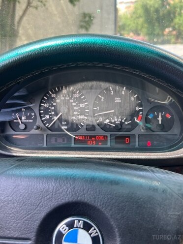 BMW 325 2003, 379,000 km - 2.5 l - Bakı