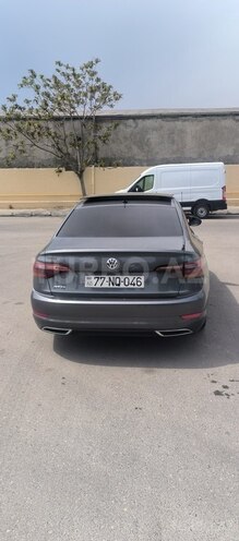 Volkswagen Jetta 2018, 142,000 km - 1.4 l - Bakı