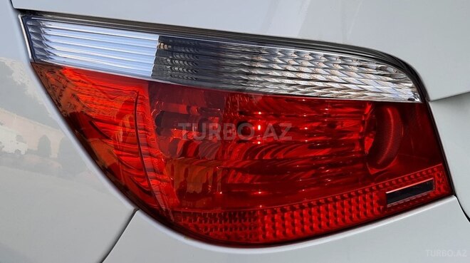 BMW 525-17