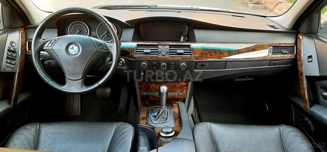 BMW 525-11