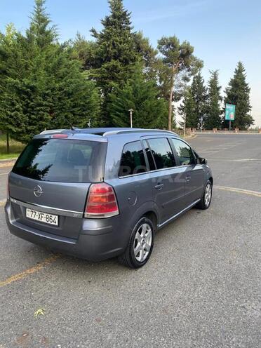 Opel Zafira 2006, 434,000 km - 1.9 л - Qax
