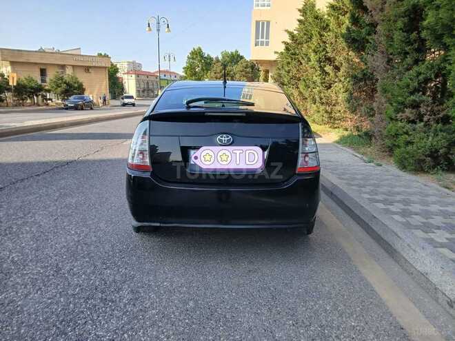 Toyota Prius-2