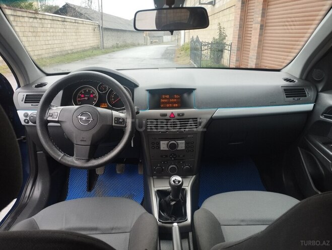 Opel Astra 2006, 240,312 km - 1.4 l - Zaqatala
