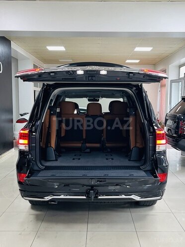 Toyota Land Cruiser-14