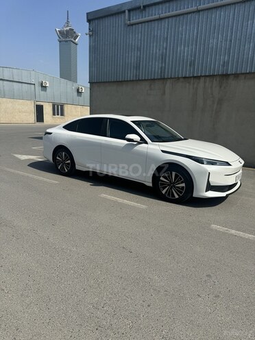 Changan  2024, 14,700 km - 1.5 l - Bakı