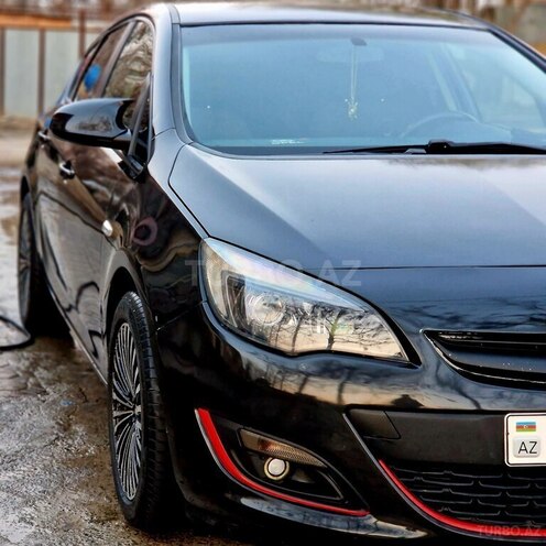 Opel Astra 2014, 196,000 km - 1.4 l - Ağdam