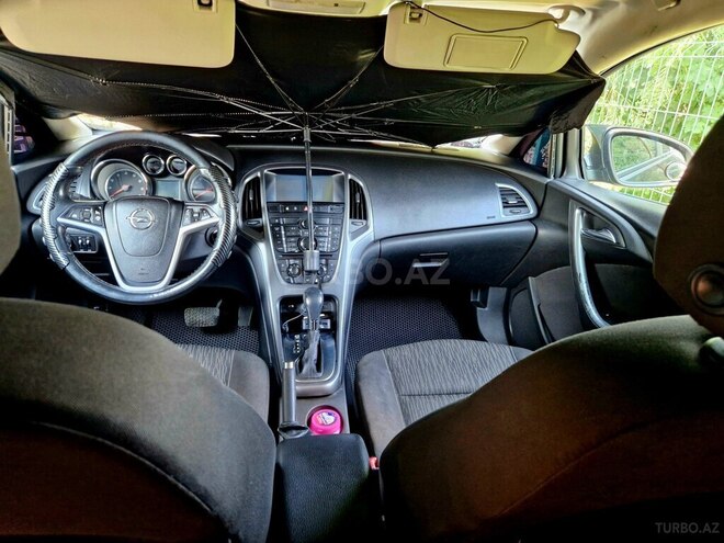Opel Astra 2014, 196,000 km - 1.4 l - Ağdam