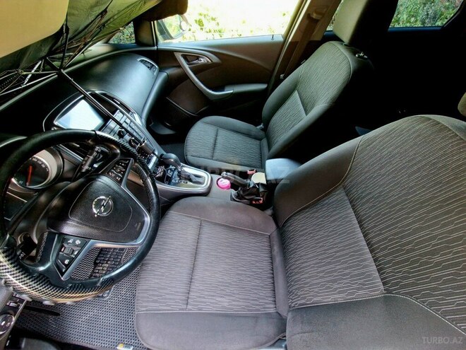 Opel Astra 2014, 196,000 km - 1.4 l - Ağdam
