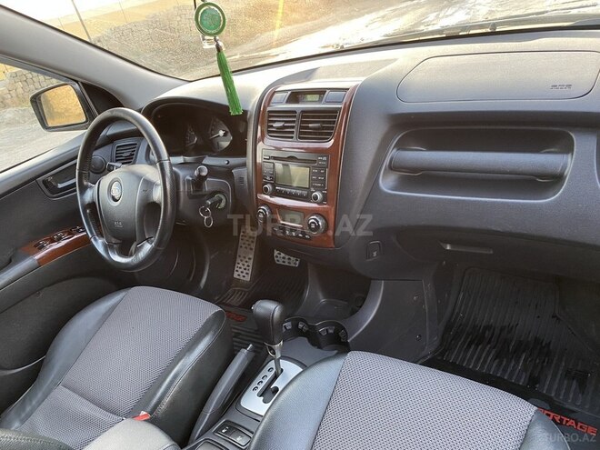 Kia Sportage 2009, 230,000 km - 2.0 l - Bakı
