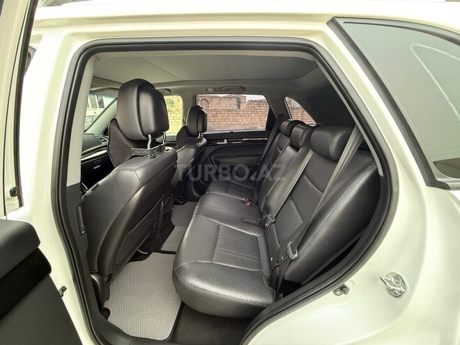 Kia Sorento-8