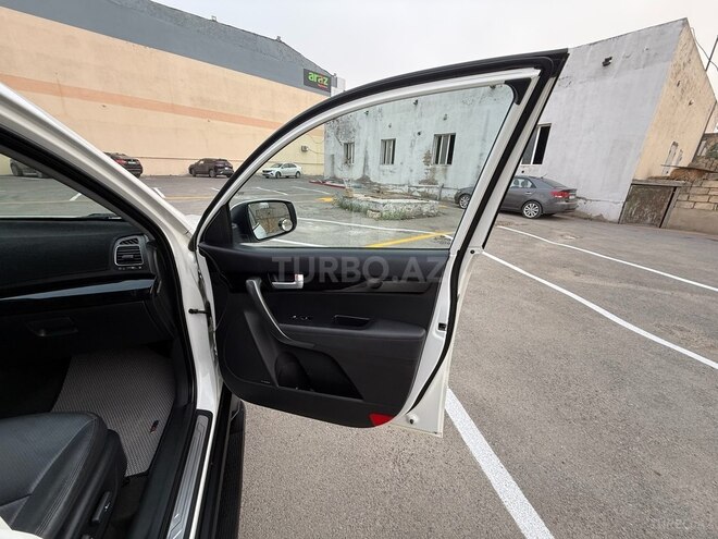 Kia Sorento-10