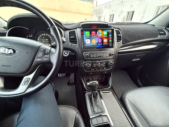 Kia Sorento-18