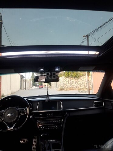Kia Optima-11