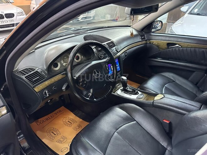Mercedes E 320-10