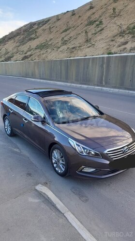Hyundai Sonata-2