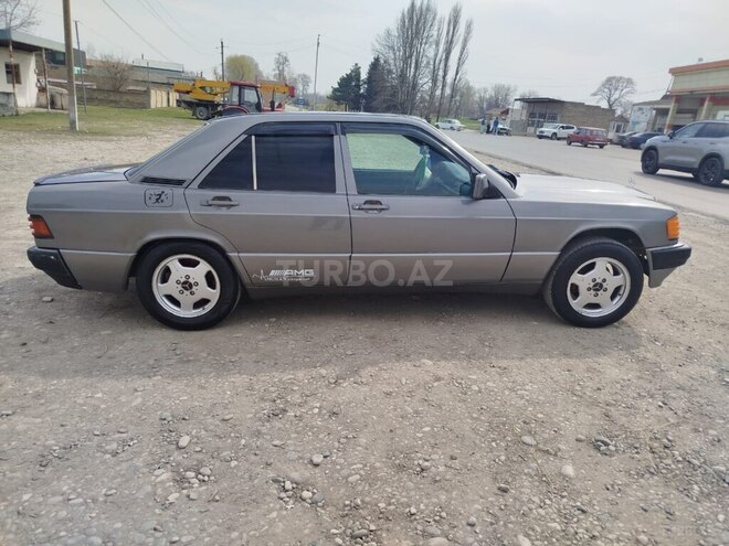 Mercedes 190 1993, 450,000 km - 2.0 l - Xaçmaz