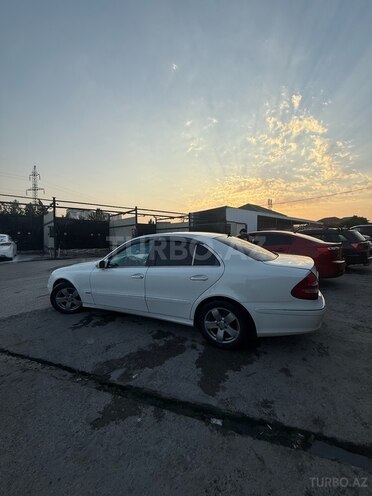 Mercedes E 320 2004, 390,000 km - 3.2 l - Bakı