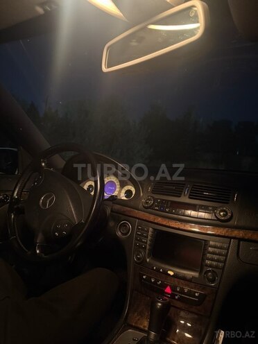 Mercedes E 320 2004, 390,000 km - 3.2 l - Bakı