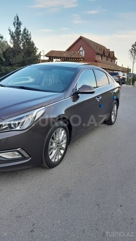 Hyundai Sonata-3
