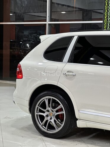 Porsche Cayenne GTS-22